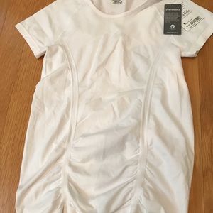 Athleta Fastest Track Short Sleeve SZ Small NWT